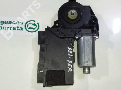 Right front window motor VW TOUAREG (7LA, 7L6, 7L7) 3.0 V6 TDI | BP3249105E20 