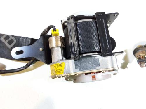Front right seatbelt MITSUBISHI PAJERO III (V7_W, V6_W) 3.2 Di-D (V68W) | BP8728620I25 