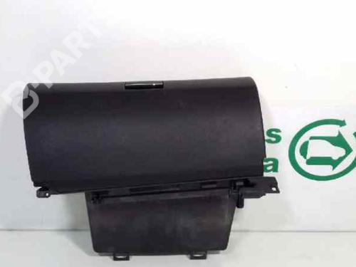 Used Glove box MERCEDES-BENZ A-CLASS (W169) A 150 (169.031, 169.331) (95 hp) 3271892