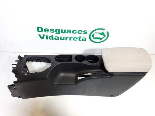 Armrest / Center console NISSAN QASHQAI / QASHQAI +2 I (J10, NJ10, JJ10E) 2.0 dCi | BP7161321I20 