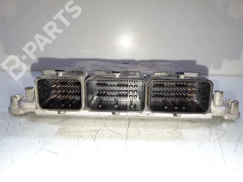 Used Engine control unit (ECU) RENAULT TRAFIC II Van (FL) 1.9 dCi 100 (FL0C) (101 hp) 3351973