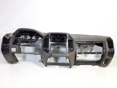 Dashboard MITSUBISHI PAJERO III (V7_W, V6_W) 3.2 Di-D (V68W) | BP3354537C46 