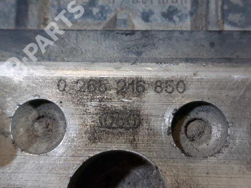 Used ABS pump TOYOTA COROLLA (_E12_) 2.0 D-4D (CDE120R, CDE120L_) (110 hp) 3362948
