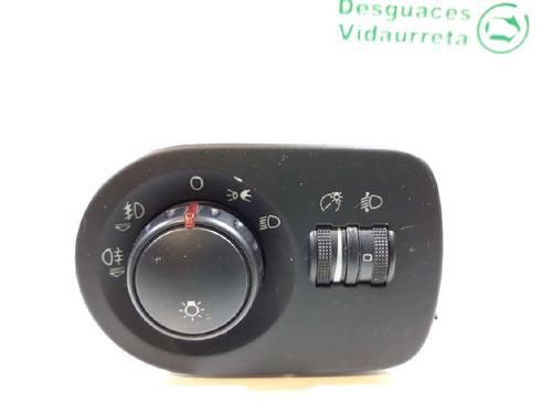 Used Headlight switch SEAT LEON (1P1) [2005-2013]  3408346