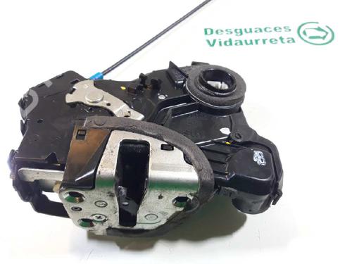 Cerradura puerta delantera derecha TOYOTA AVENSIS (_T25_) 2.2 D-4D (ADT251_) (150 hp) 3432902