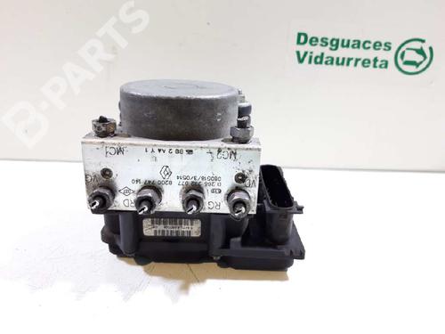 Used ABS pump RENAULT CLIO III Grandtour (KR0/1_) 1.5 dCi (KR0F) (86 hp) 3495843