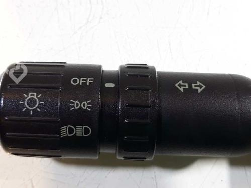 Used Headlight switch HYUNDAI COUPE II (GK) 2.0 (136 hp) 3685417