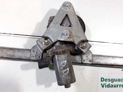 Front right window mechanism OPEL VIVARO A Van (X83) 1.9 DTI (F7) | BP4069172C23 