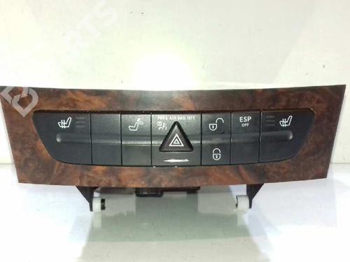 Used Switch MERCEDES-BENZ CLS (C219) CLS 320 CDI (219.322) (224 hp) 4732980