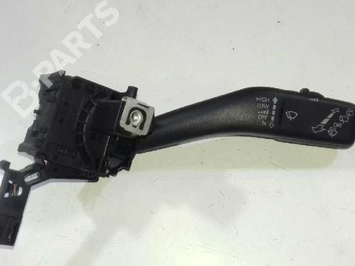 Used Steering column stalk VW GOLF VI (5K1) 1.6 TDI (105 hp) 4733074