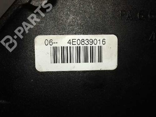 Rear right lock AUDI A8 D3 (4E2, 4E8) 4.2 quattro 4E0839016