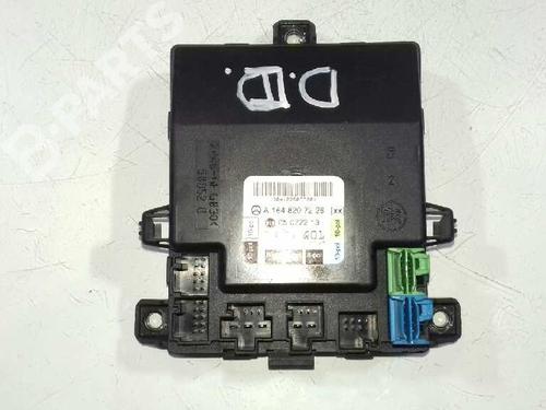 Dør styreenhed MERCEDES-BENZ M-CLASS (W164) [2005-2012]  4821147