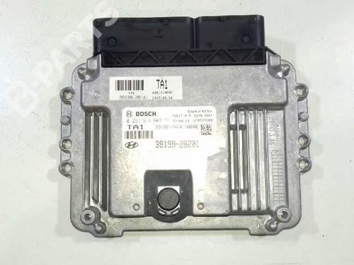 Used Engine control unit (ECU) HYUNDAI TUCSON (TL, TLE) 1.6 GDi (132 hp) 4885347