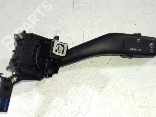 Used Steering column stalk AUDI A3 (8P1) 2.0 FSI (150 hp) 4900579