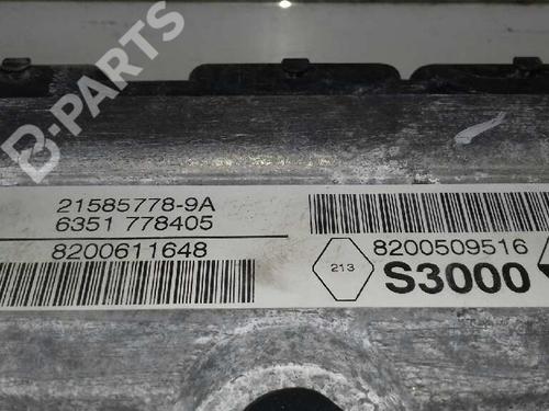 Used Engine control unit (ECU) RENAULT SCÉNIC II (JM0/1_) 1.6 16V (JM1R) (112 hp) 4905373