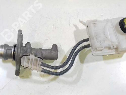 Used Brake master cylinder MERCEDES-BENZ V-CLASS (W447) V 250 BlueTEC / d (447.811, 447.813, 447.815) (190 hp) 4914675
