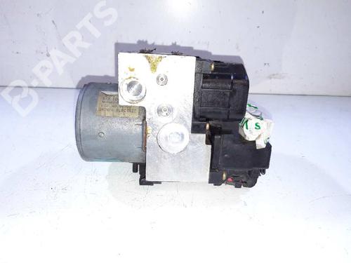 Used ABS pump SUBARU FORESTER (SF_) 2.0 AWD (SF5) (125 hp) 4934599