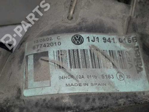 Left headlight VW GOLF IV (1J1) 1.9 TDI | BP5046743C28 