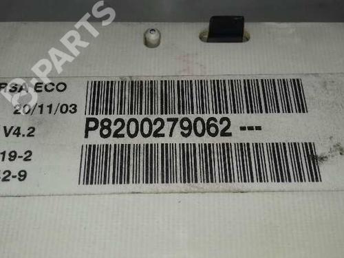 Used Instrument cluster RENAULT TRAFIC II Van (FL) [2001-2025]  5117047