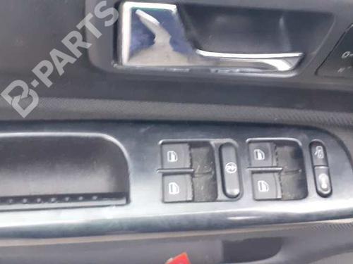 Front left lock VW GOLF IV (1J1) 1.4 16V | BP5583890C98 