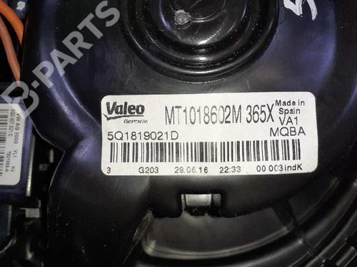 Heater blower motor SEAT LEON ST (5F8) 2.0 TDI | BP5151843M62 