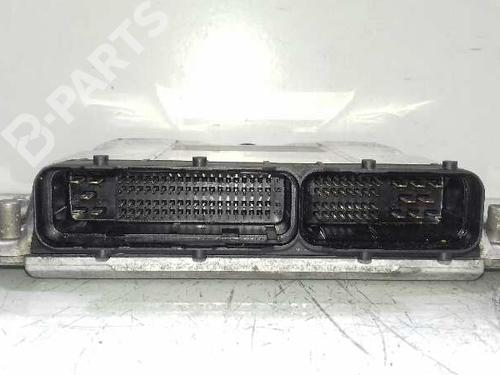 Used Engine control unit (ECU) CHRYSLER VOYAGER / GRAND VOYAGER IV (RG) 2.8 CRD (150 hp) 5151874