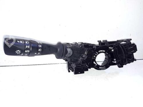 Headlight switch TOYOTA AURIS Estate (_E18_) 1.8 Hybrid (ZWE186_, ZWE186R, ZWE186H) | BP5266851I24 