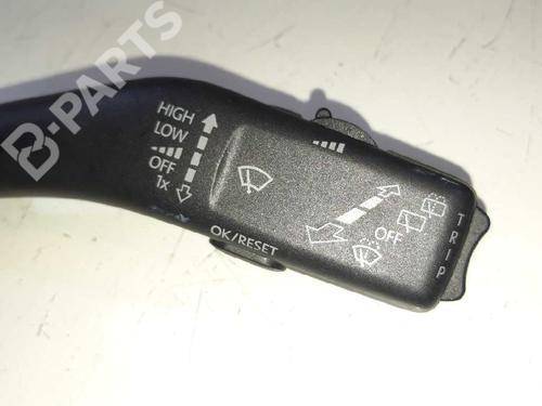 Used Steering column stalk VW GOLF VI (5K1) 2.0 TDI (110 hp) 5544519