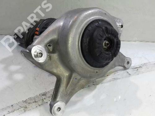 Used Right front shock absorber AUDI A4 B8 (8K2) 2.0 TDI (143 hp) 5592243