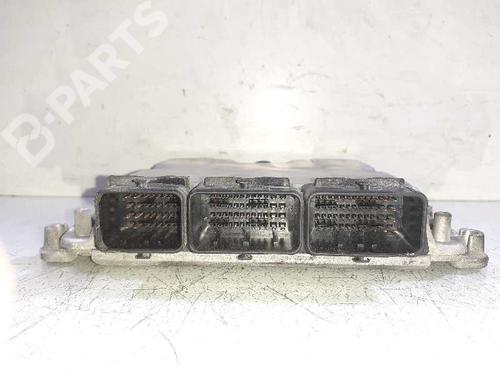 Engine control unit (ECU) OPEL VIVARO A Van (X83)  | BP5631053M57 