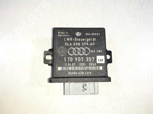 Used Lights ECU Lights ECU VW GOLF V (1K1) 3.2 R32 4motion (250 hp) 5662409 5662409