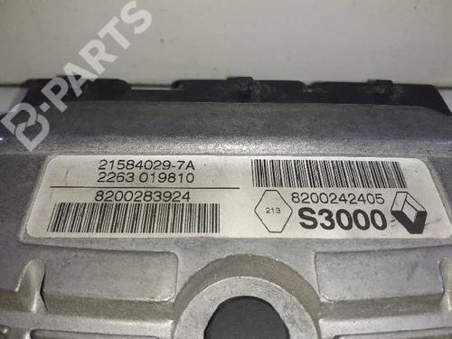 Engine control unit (ECU) RENAULT MEGANE II (BM0/1_, CM0/1_)  | BP5766148M57 
