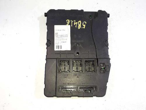 Used Fuse box PEUGEOT 307 (3A/C) 2.0 HDi 90 (90 hp) 5770612
