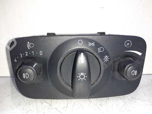 Used Headlight switch FORD MONDEO IV Turnier (BA7) 2.0 TDCi (140 hp) 5875889