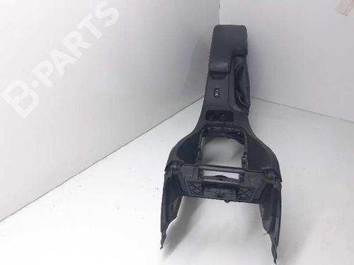 Used Armrest / Center console RENAULT MEGANE III Grandtour (KZ0/1) 1.4 TCe (KZ0F, KZ1V) (130 hp) 7161338