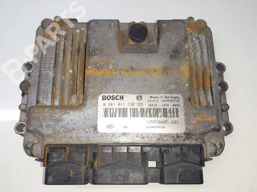 Engine control unit (ECU) RENAULT TRAFIC II Van (FL)  | BP6102633M57 