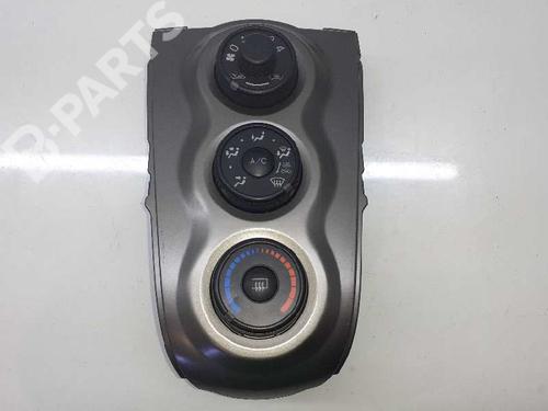 Commande Chauffage TOYOTA YARIS (_P9_) 1.0 VVT-i (KSP90_, KSP90R) (69 hp) 6129493