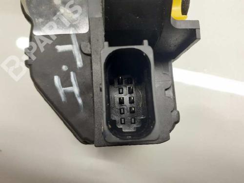 Zamek drzwi przednich lewych OPEL MOKKA / MOKKA X (J13) 1.7 CDTI (_76) 3023881