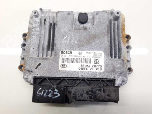 Engine control unit (ECU) KIA CEE'D Hatchback (ED)  | BP6779677M57 