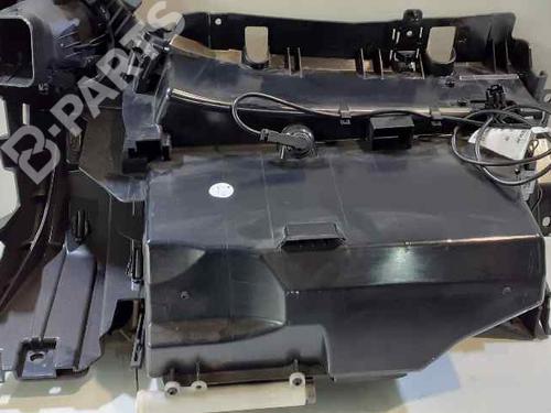 Used Glove box MERCEDES-BENZ CLS (C219) CLS 350 (219.356) (272 hp) 6977291