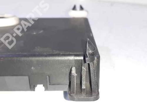 Used Comfort control module MERCEDES-BENZ CLS (C219) CLS 350 (219.356) (272 hp) 6980753