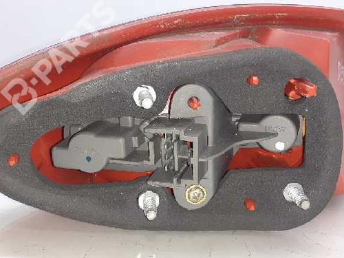 Used Right taillight ALFA ROMEO 147 (937_) 1.6 16V T.SPARK (937.AXA1A, 937.AXB1A, 937.BXB1A) (120 hp) 7118086