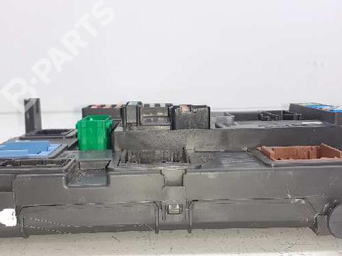 Used Fuse box PEUGEOT 208 I (CA_, CC_) 1.6 BlueHDi 100 (100 hp) 7438371