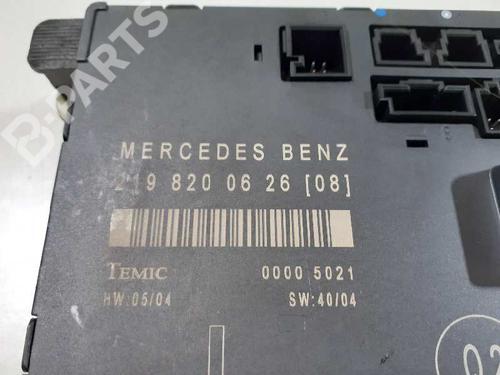 Centralina fecho central MERCEDES-BENZ CLS (C219) CLS 320 CDI (219.322) (224 hp) A2198202326 | 2198200626