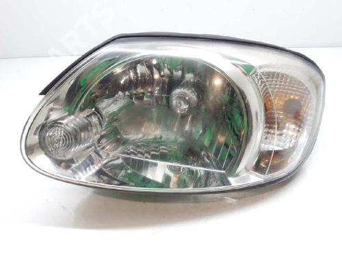 Left headlight HYUNDAI ACCENT II (LC) 1.5 CRDi | BP7982378C28 
