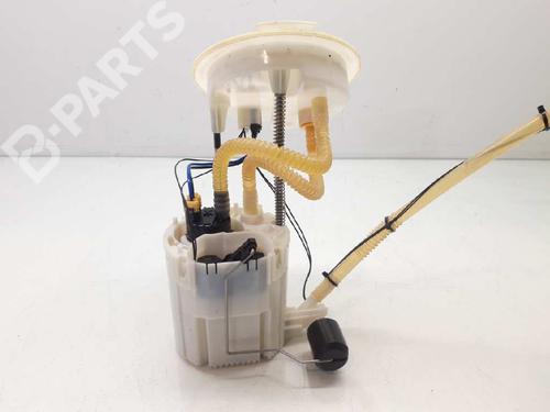 Used Fuel pump BMW 3 (F30, F80) 320 d xDrive (184 hp) 8072262