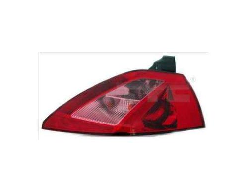 Used Left taillight RENAULT MEGANE II (BM0/1_, CM0/1_) [2001-2012]  8102117