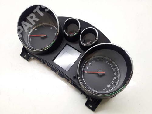 Used Instrument cluster OPEL INSIGNIA A Sports Tourer (G09) [2008-2017]  8139050