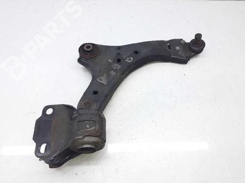 Bras de suspension avant droit VOLVO XC70 II (136) D3 (163 hp) 8234628