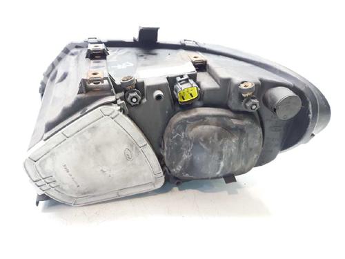 Right headlight CHRYSLER VOYAGER IV (RG, RS)  | BP8182565C29 